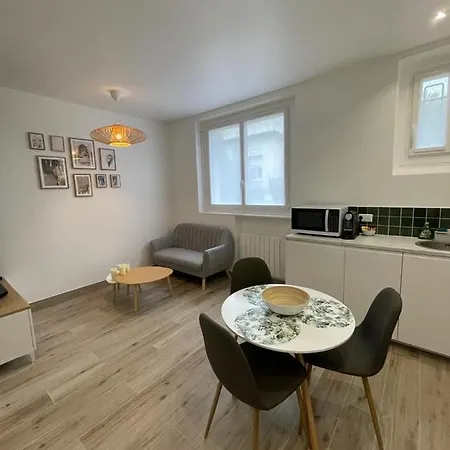 Apartment Cosy Proche Rer Et Centre Le Plessis-Robinson